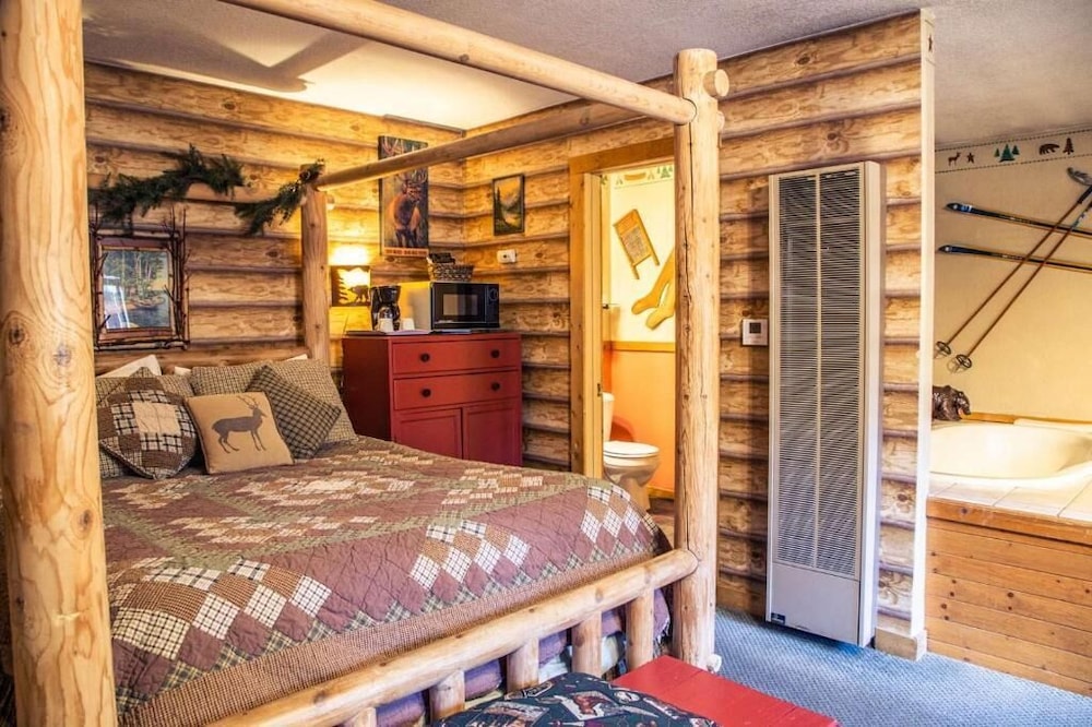 Eagle's Nest Lodge