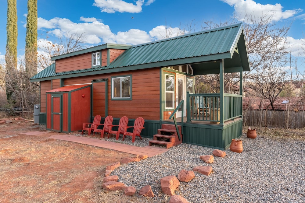 NEW Moondance Majestic Mini Cabin Cathedral Rock