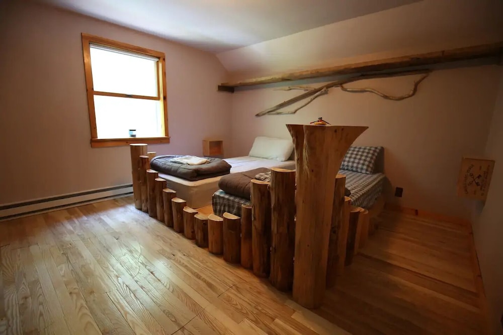 Upscale Hostel by Lake George & Gore Mtn