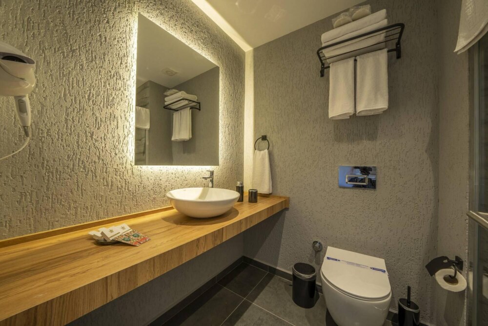 G ndo an Suites in Bodrum view 4