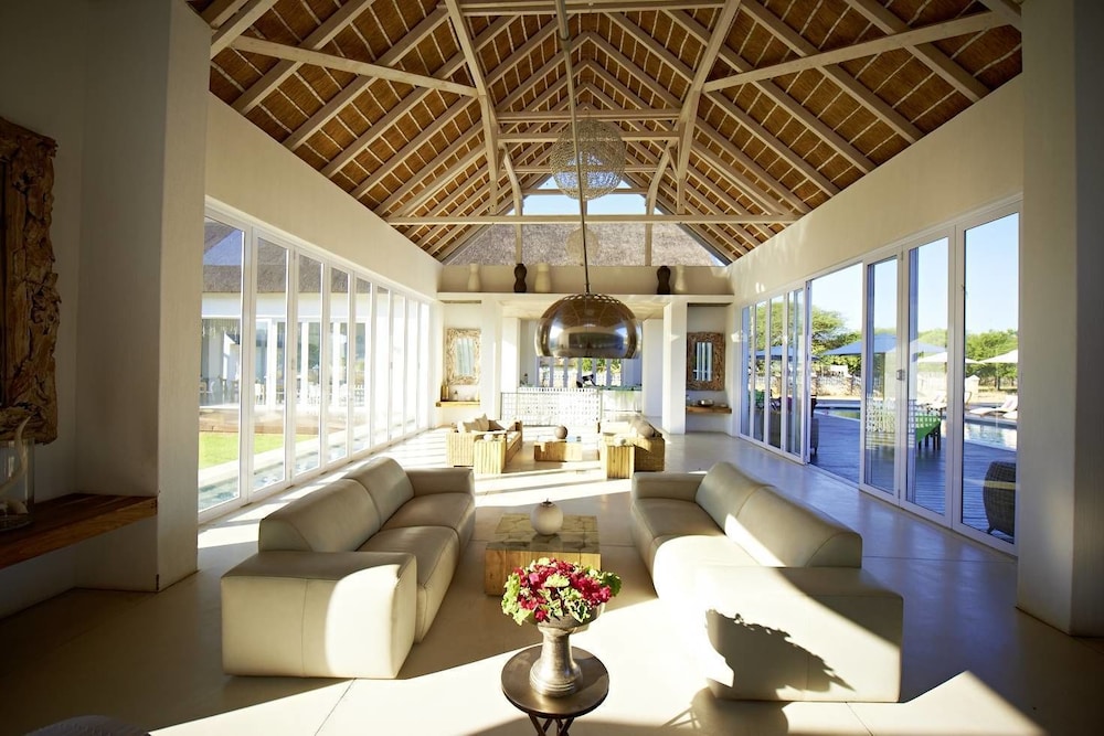 Emanya at Etosha Game Lodge