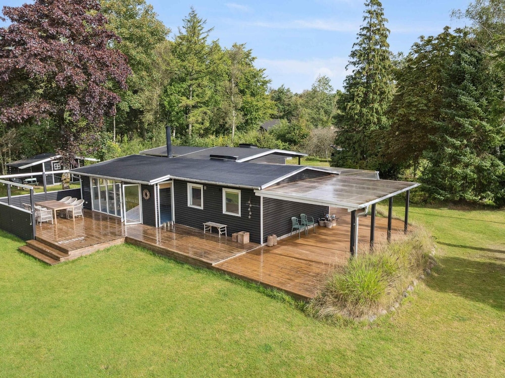 4 Star Holiday Home in Hojslev