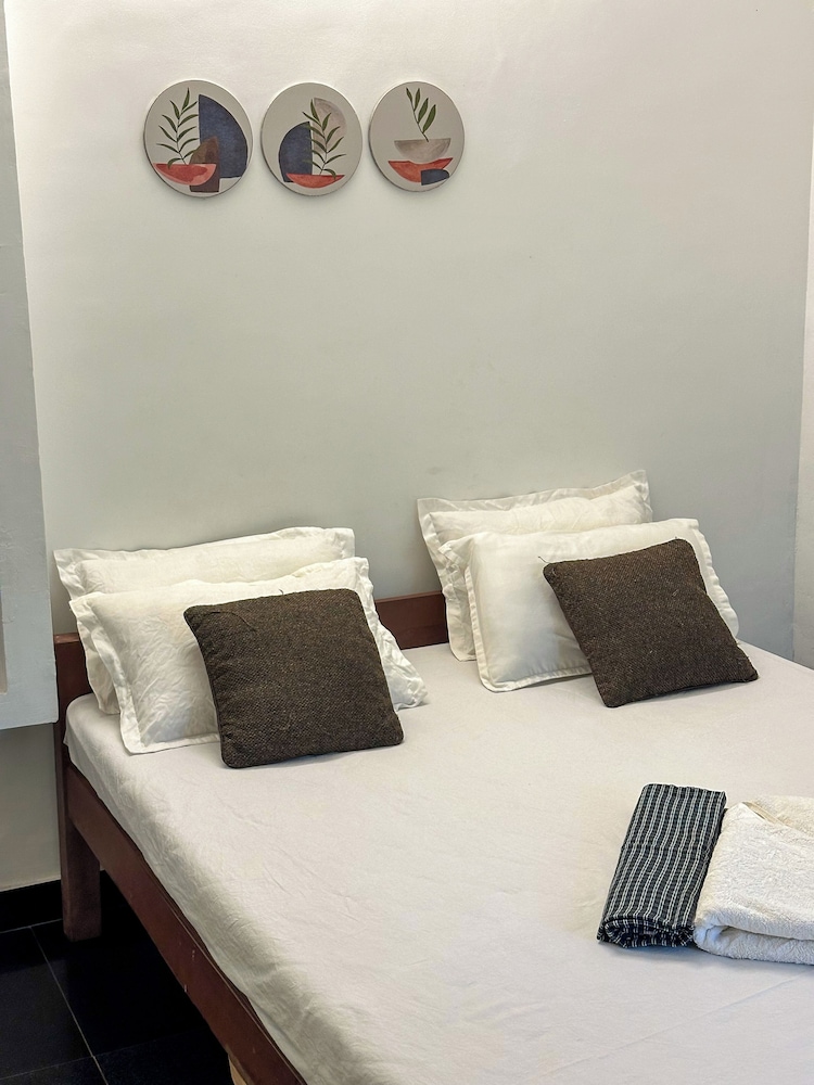 Molly's Hostel