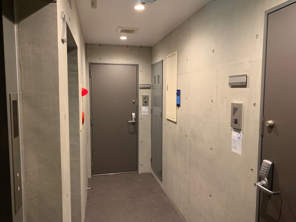 SALON Shibuya 4B