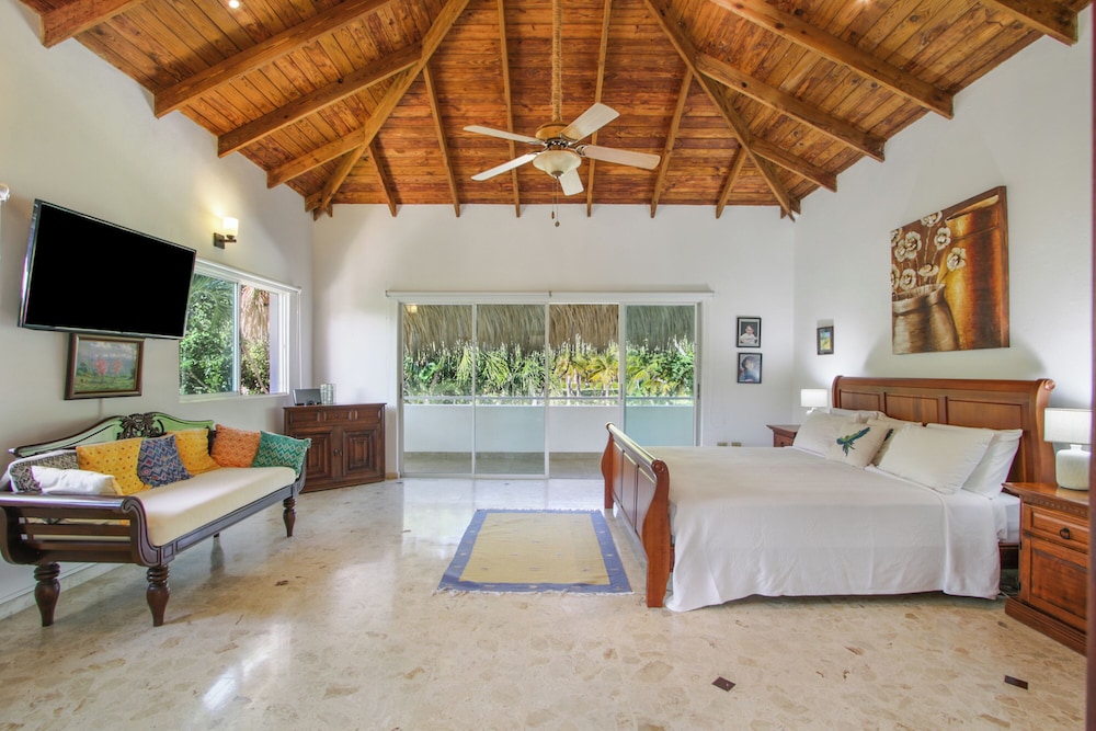 Golf-Front Villa in Puntacana Resort