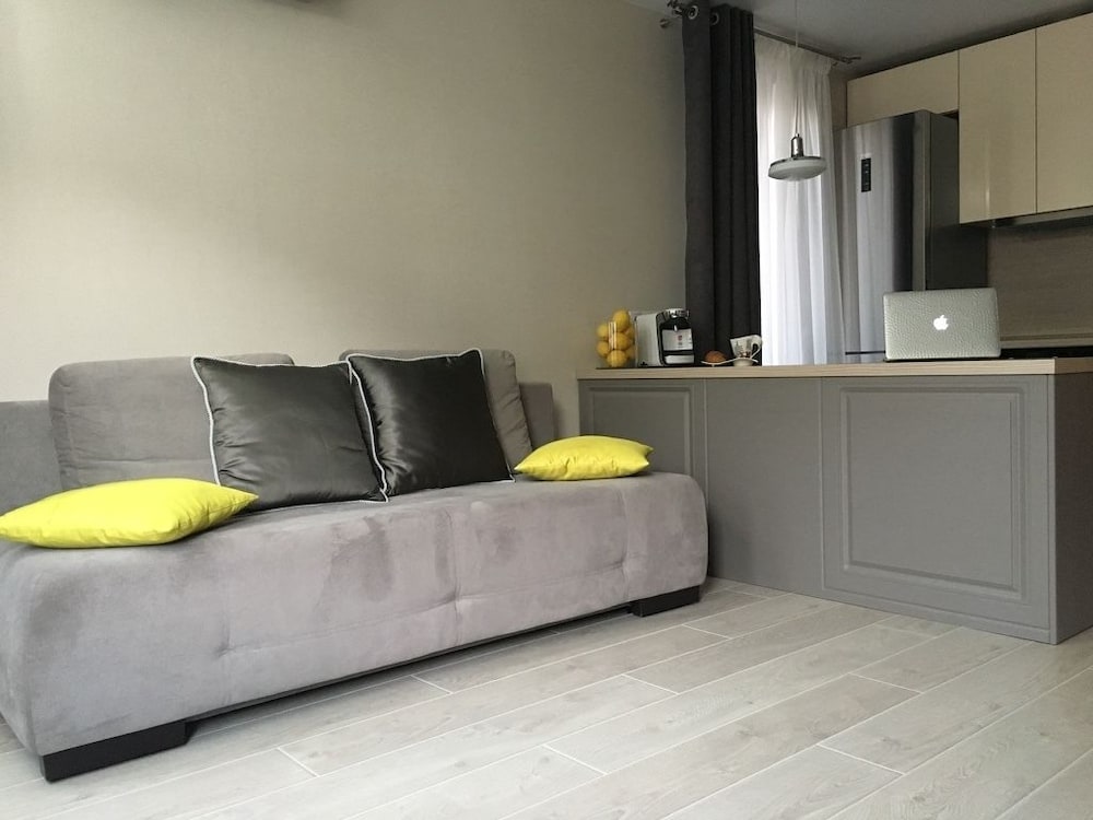 Apartment on Ostryakova Pr. 28. view 5