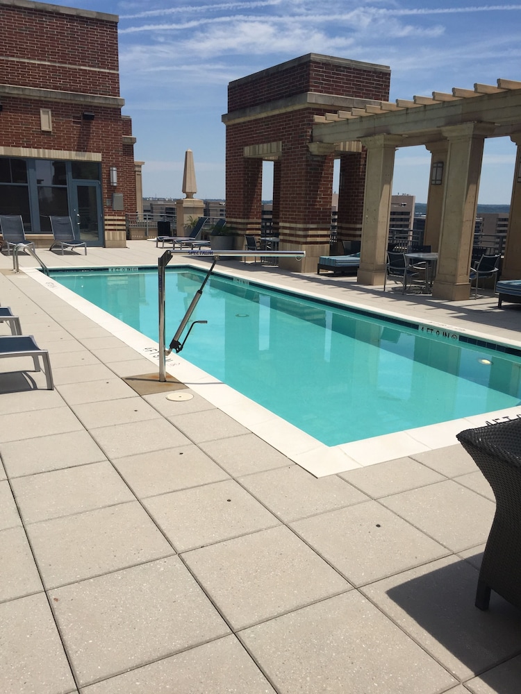 Gramercy by Executive Apartments
