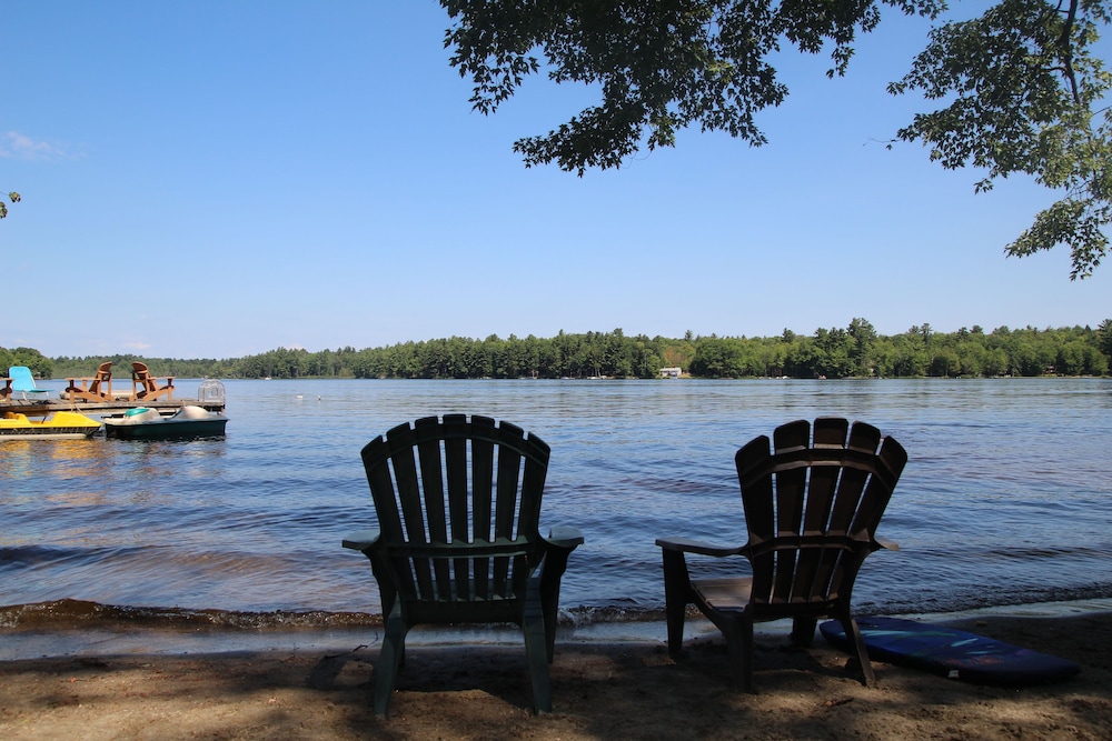 Black Lake Cabins