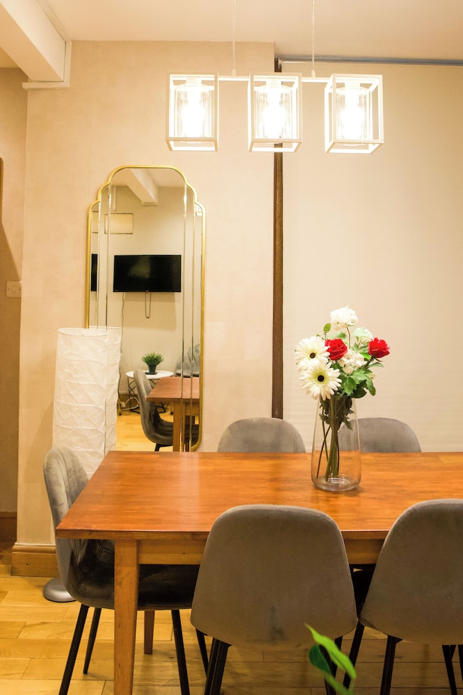 Imperial Earls Court Apartments