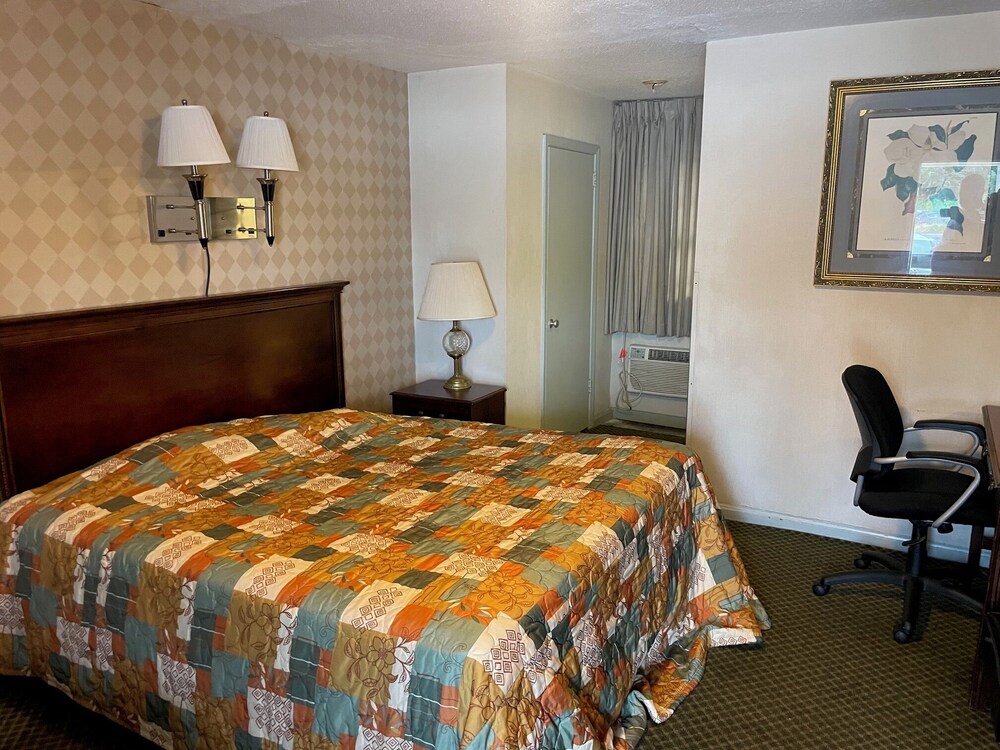 Traveler's Motel
