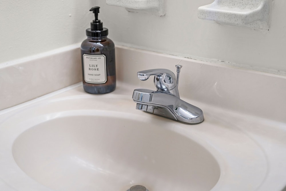 Furnished Apartment Near Longwood