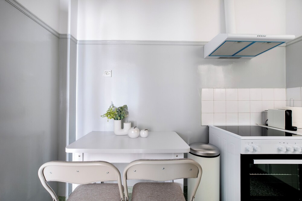 Helios Apartment by A&A Residencies