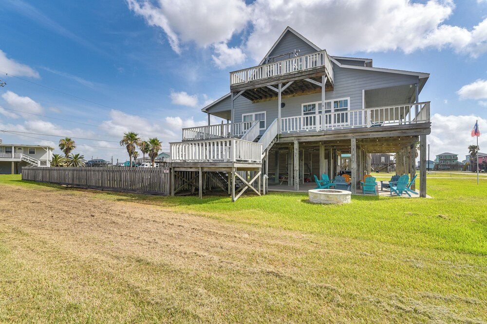 Ocean Views: Pet-friendly Surfside Beach Gem view 3