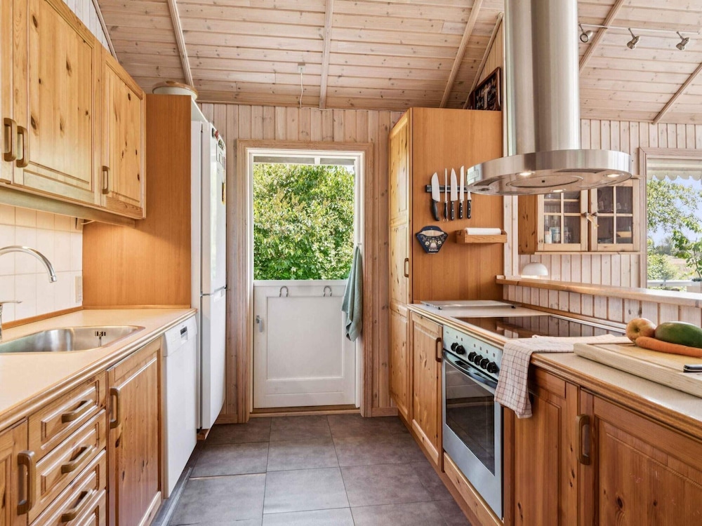 4 Star Holiday Home in Store Fuglede