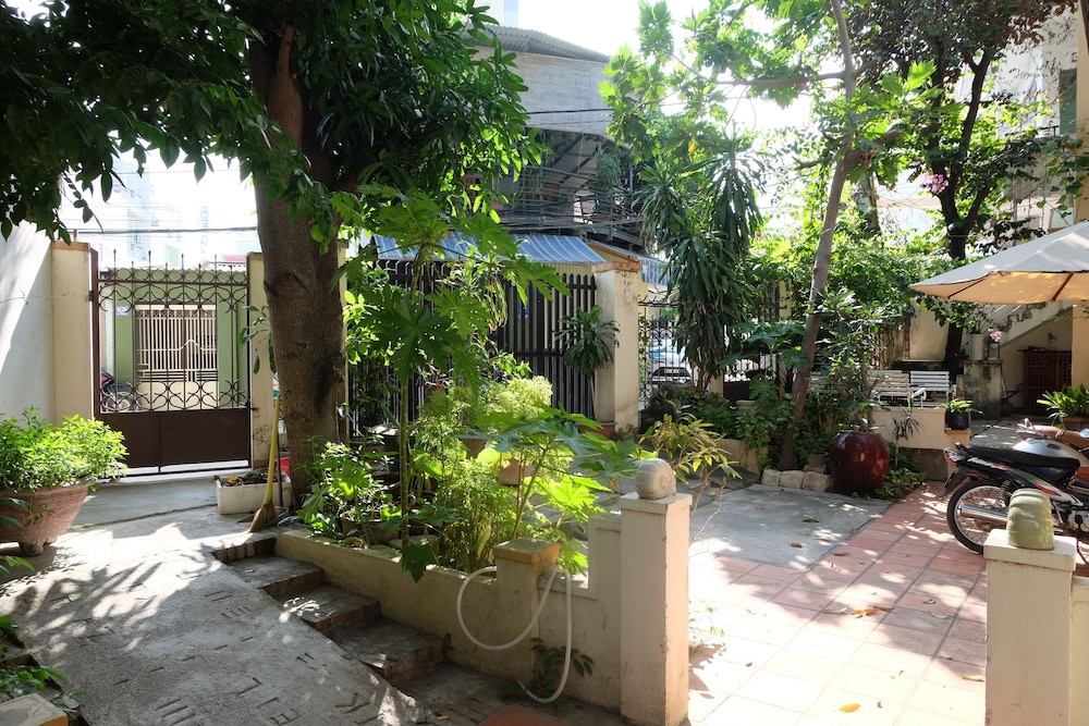 Moon House Nha Trang