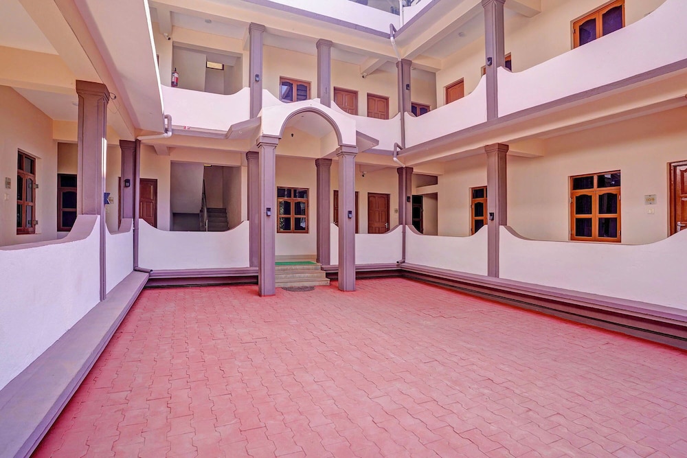 Fabhotel 3 Olives