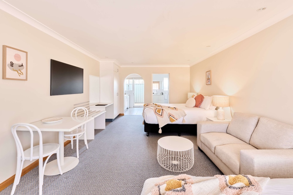 Harbourview House