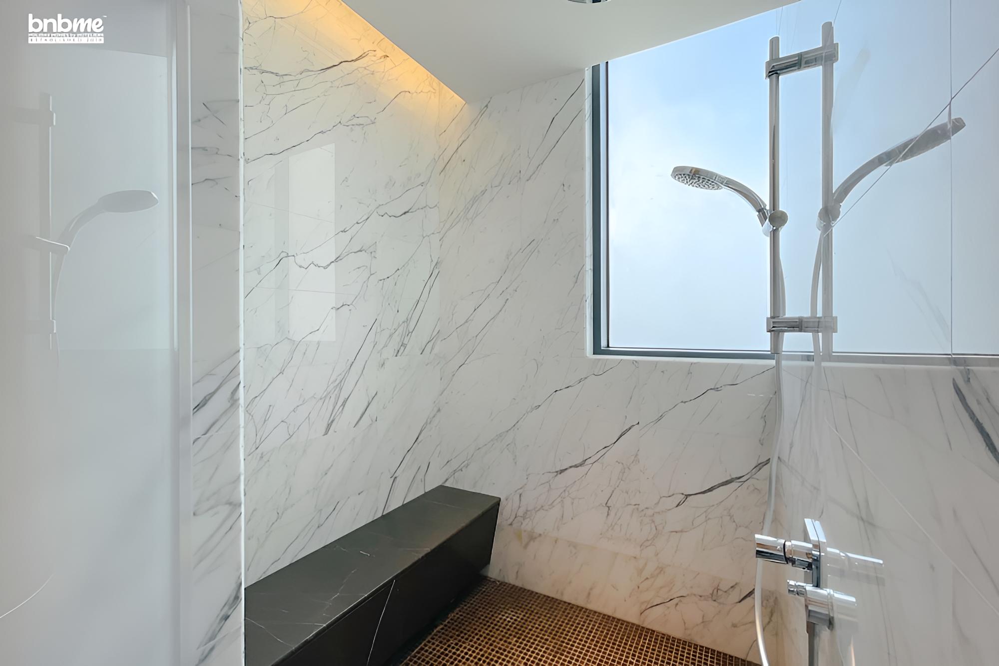 4M 118 31 by bnbme homes