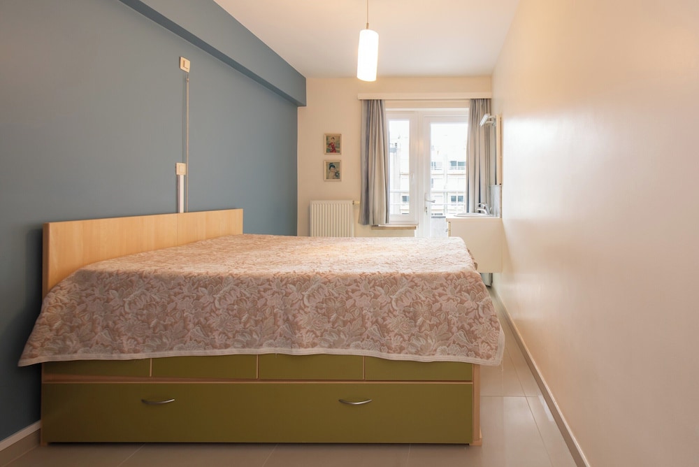 Apartment by the sea in Middelkerke
