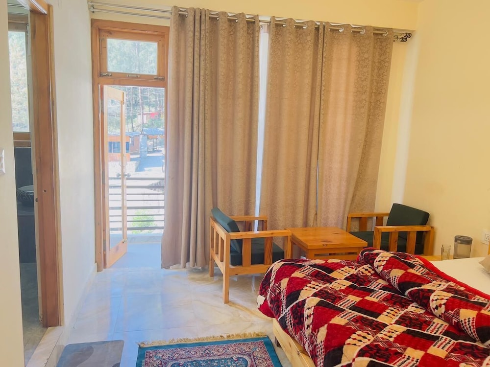 Hotel Kesri paradise