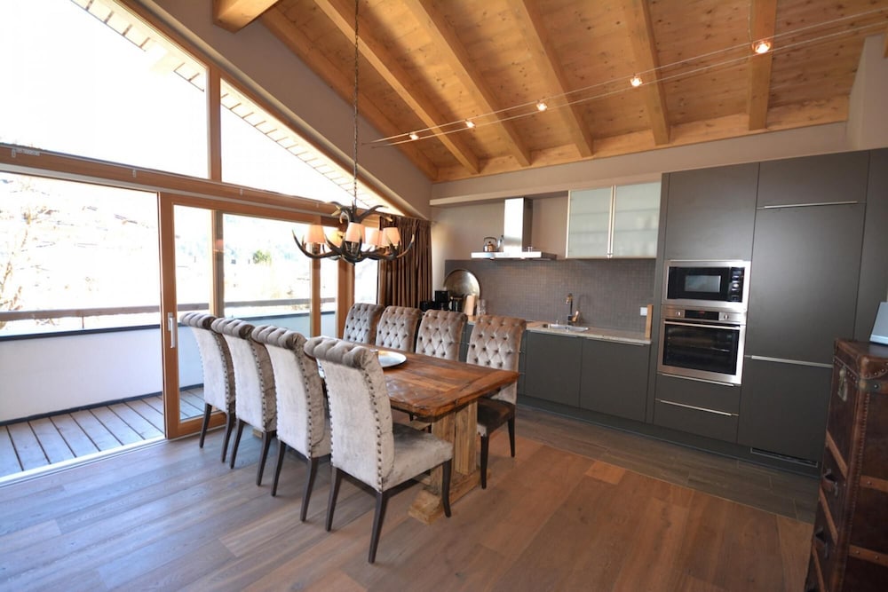 Zell City Exclusive Lodges - Penthouse Mandalisa