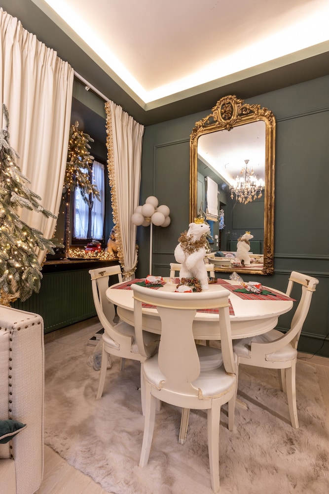 Rock Dandy La Maison De L’Ours | Top Fireplace Retreat