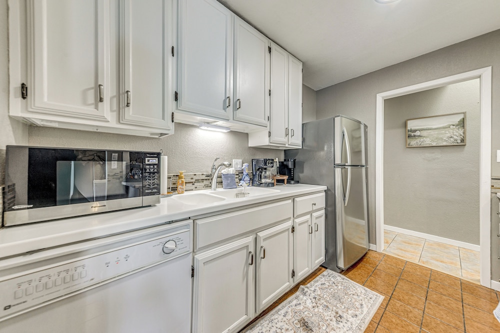 1 Block to Hiking: Ruidoso Home w/ Game Room