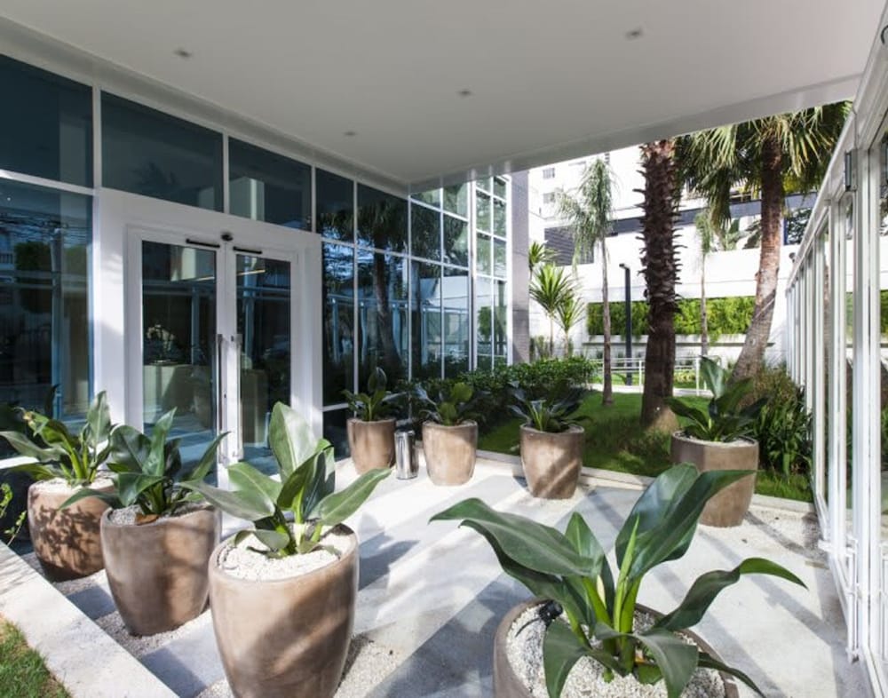 La Residence Blanc Exclusive Beautiful 1 BR in Vila Olimpia