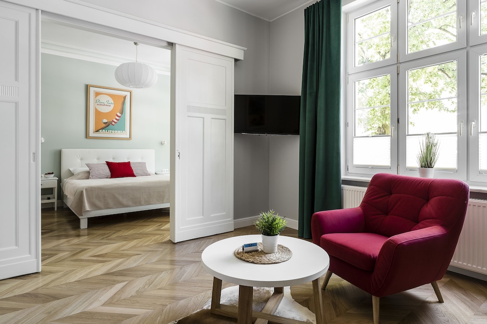 Sanhaus Apartments