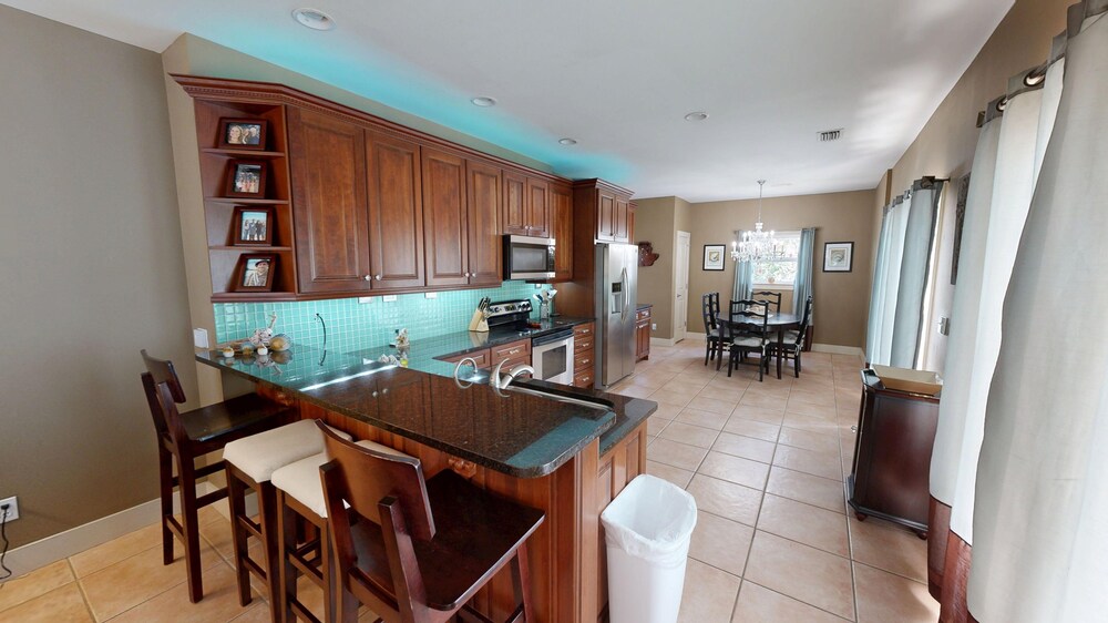 1 Cozy Cove 3 Bedroom Home