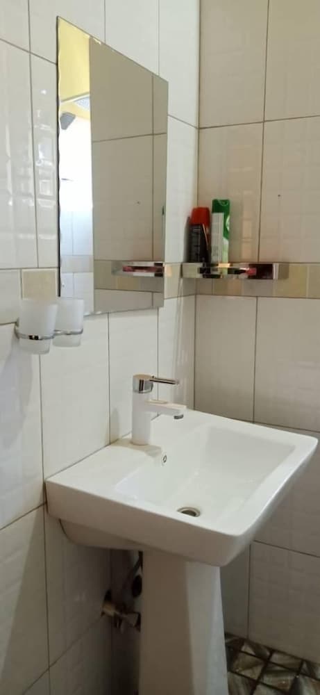 Photo 42