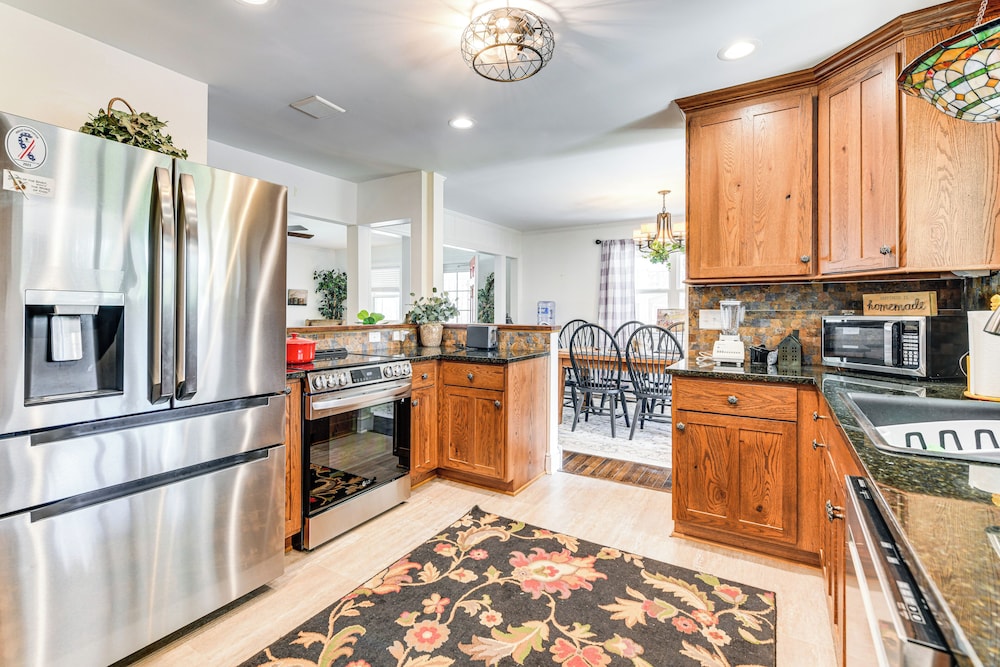 Secluded Home w/ 2-acre Fishing Pond