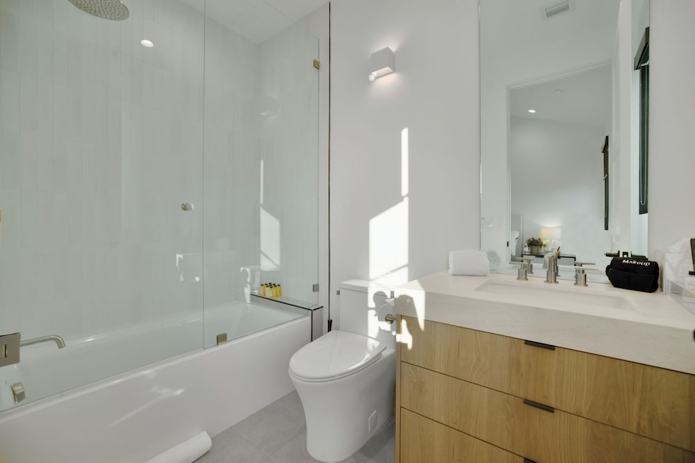 Kraft Villa - Luxury Living Redefined w/ Pool
