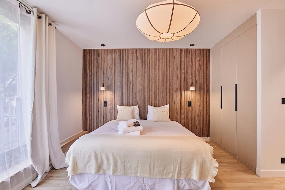 THE Parisian Suite / Center of Paris