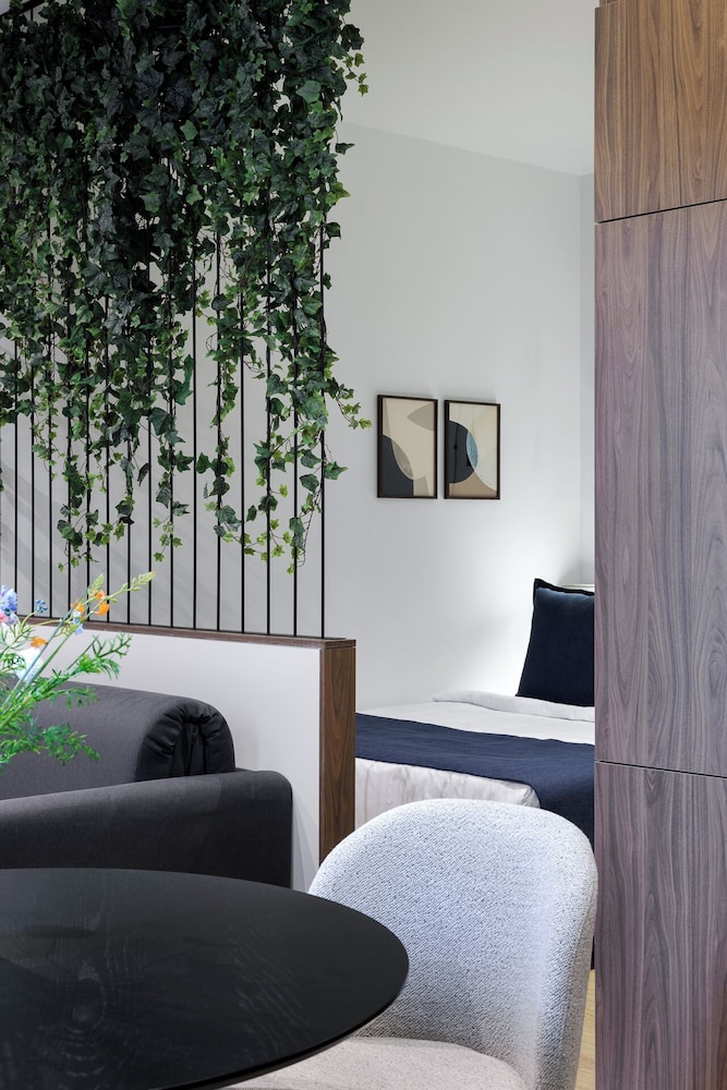 MoRe by Zoia Living