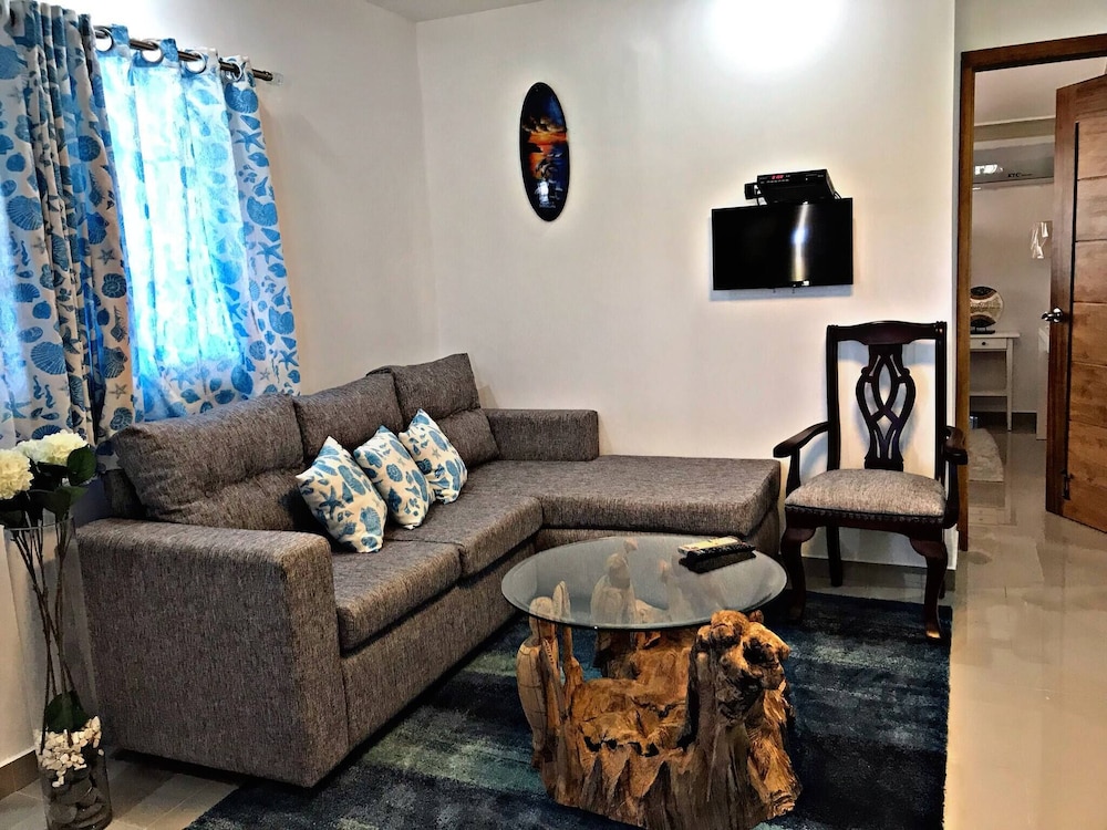 Charming 1b Apto Walk To The Beaches & Main Street view 5