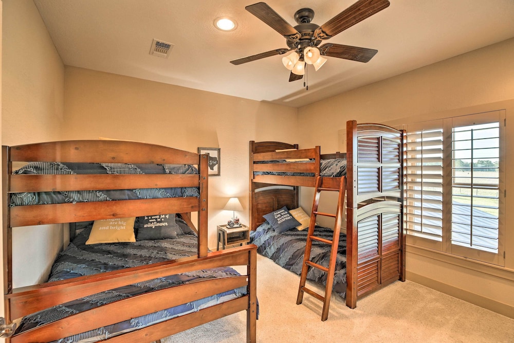 Grand Bellville Estate at 'clear Creek Ranch' view 4