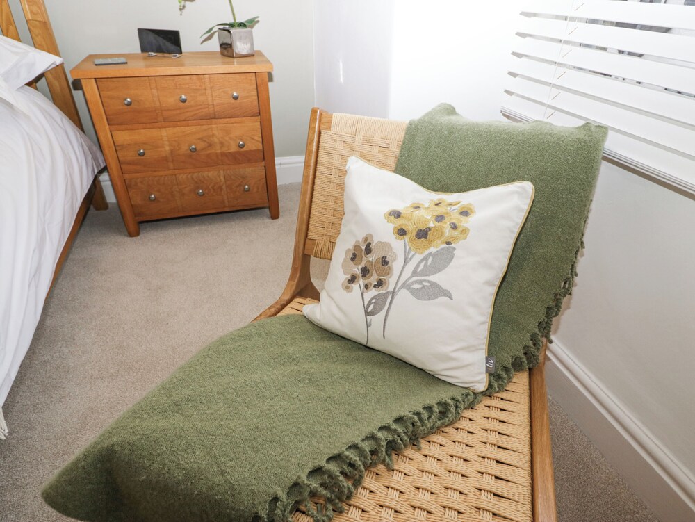 Lily Cottage