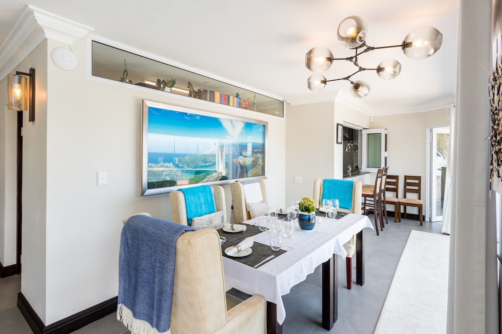 Head over Hills Luxury Retreat