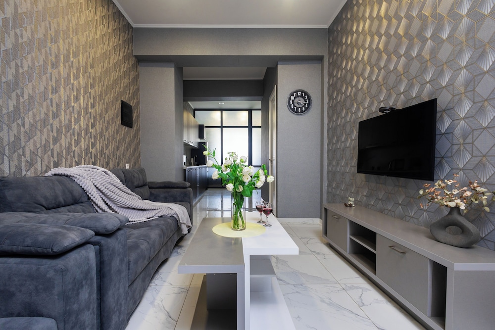 Aparthotel by Luxe Group TT88