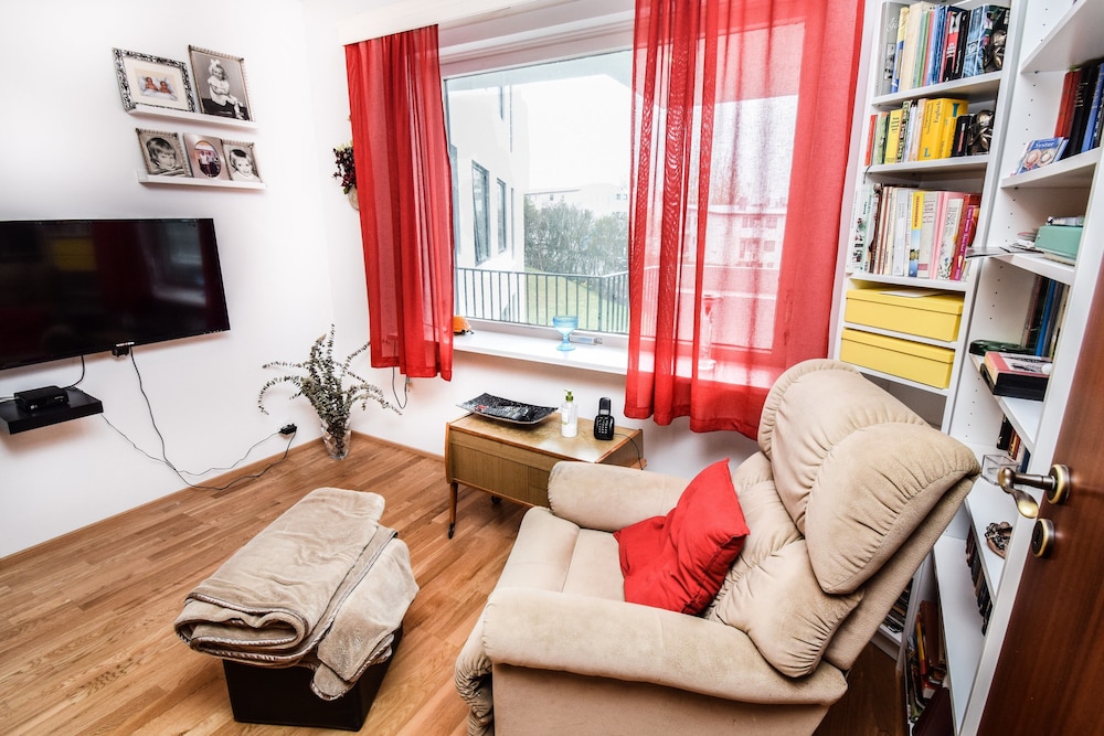 Apartment S23 view 4