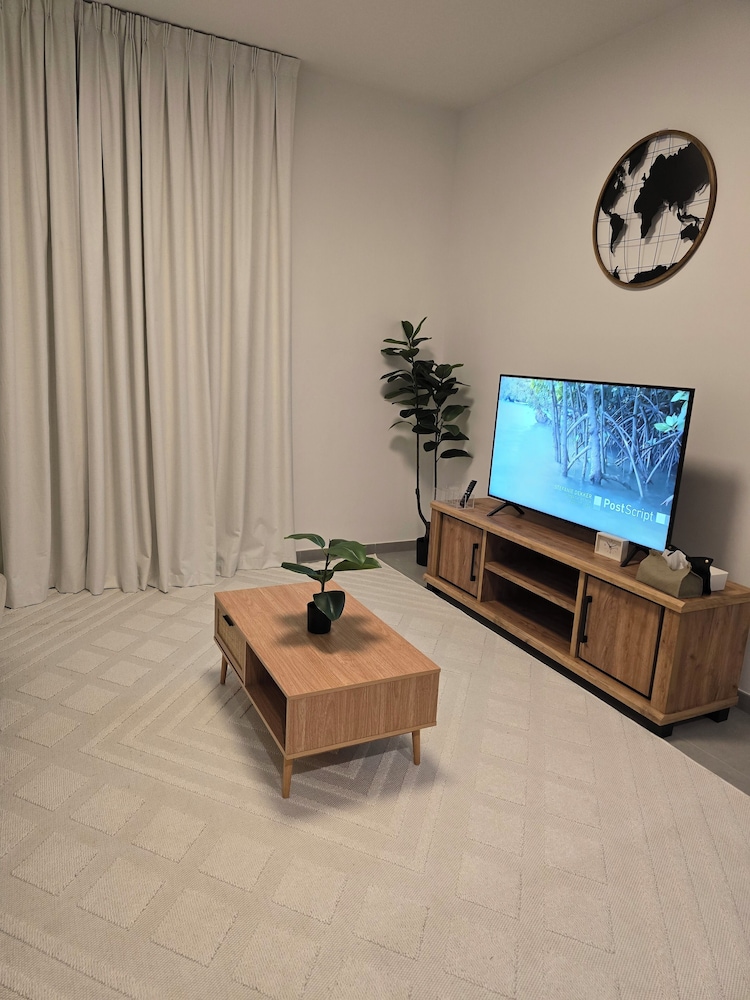 Shiro Elegant Living