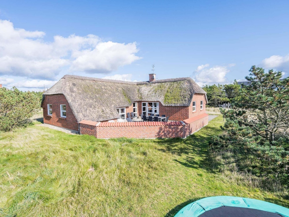 8 Person Holiday Home in Blavand