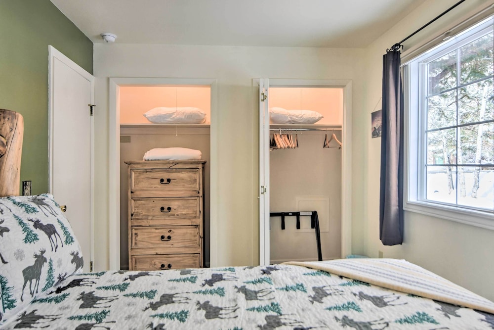 Cozy Condo on Fall River - 1 Mile to Rmnp Gate! - Property Image 5