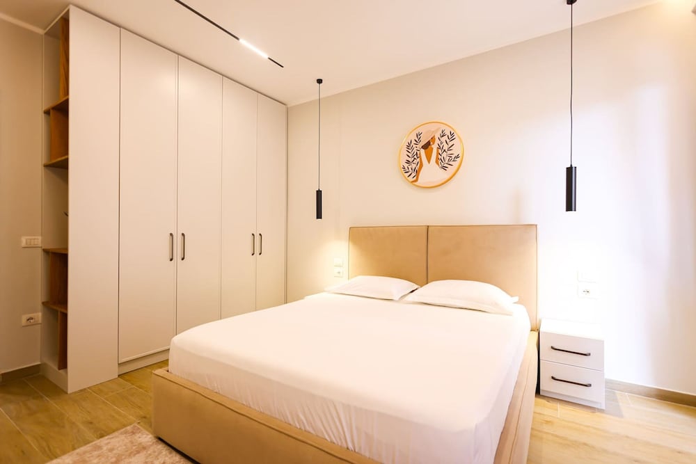 Grandstay Urban Two in Durr s