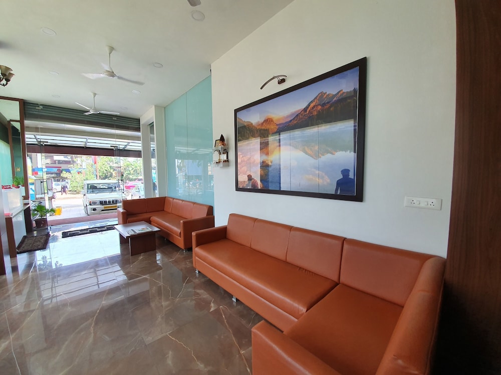 Lobby & Reception