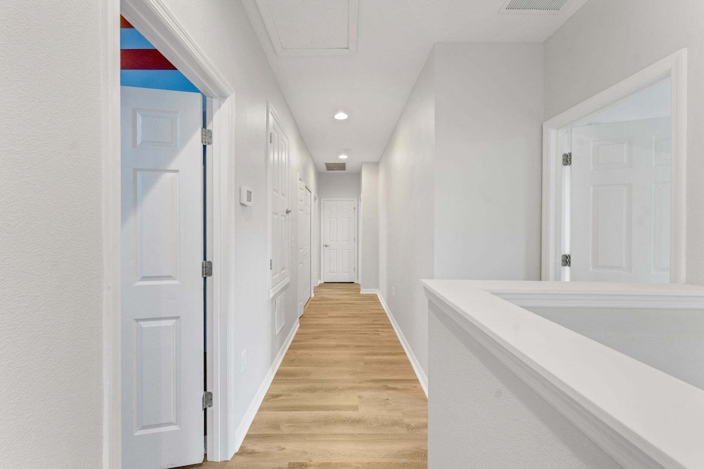 2311vd-providence 5 Bedroom Home