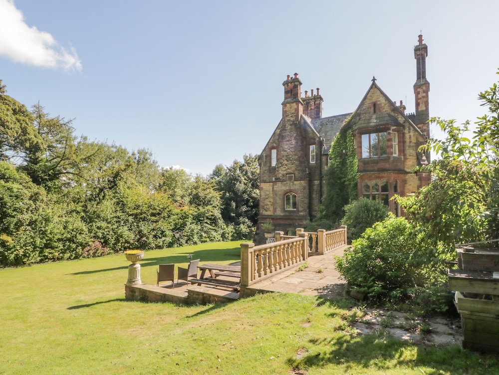 Millwood Manor