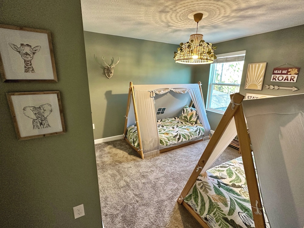 Luxurious Retreat Games & More