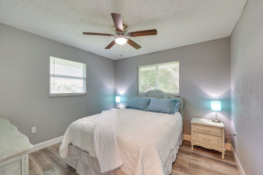 Dock + Canal View: Tranquil Escape in Punta Gorda